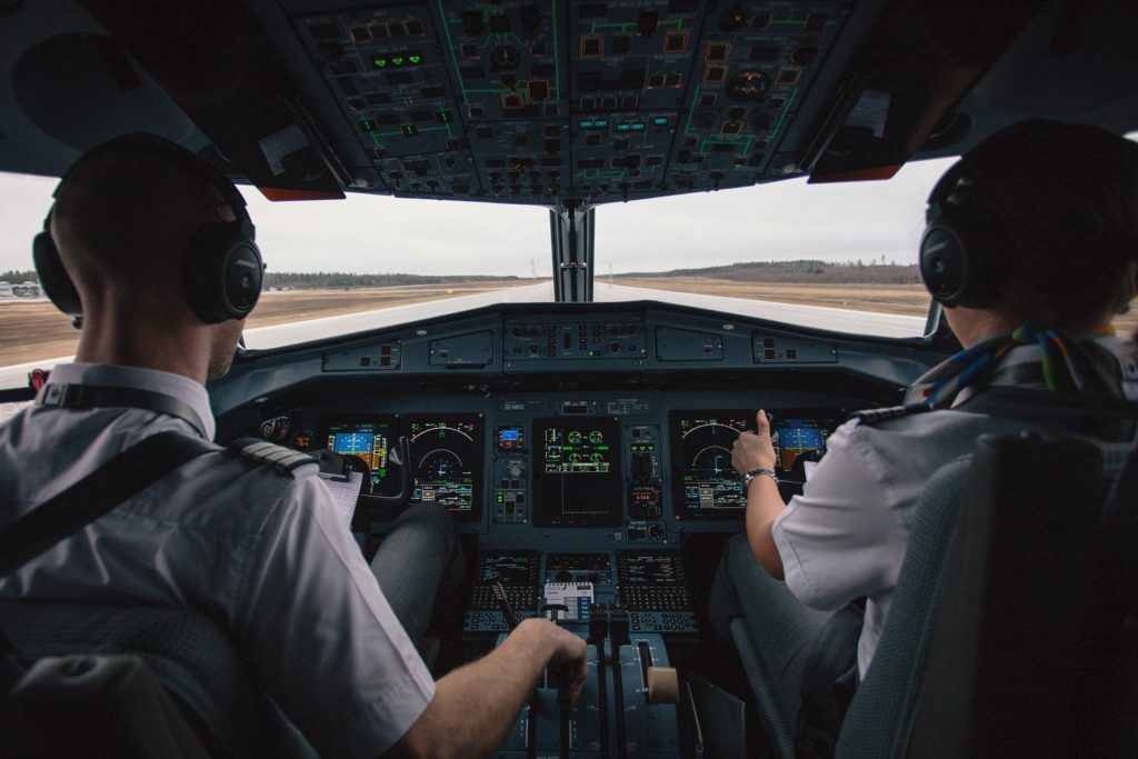 Las aerolíneas necesitarán entre 34.000 y 50.000 nuevos pilotos para paliar la escasez de profesionales
