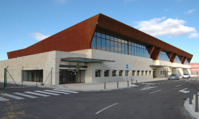 El aeropuerto de Salamanca y su campus aeronáutico, próximos espacios cardioprotegidos