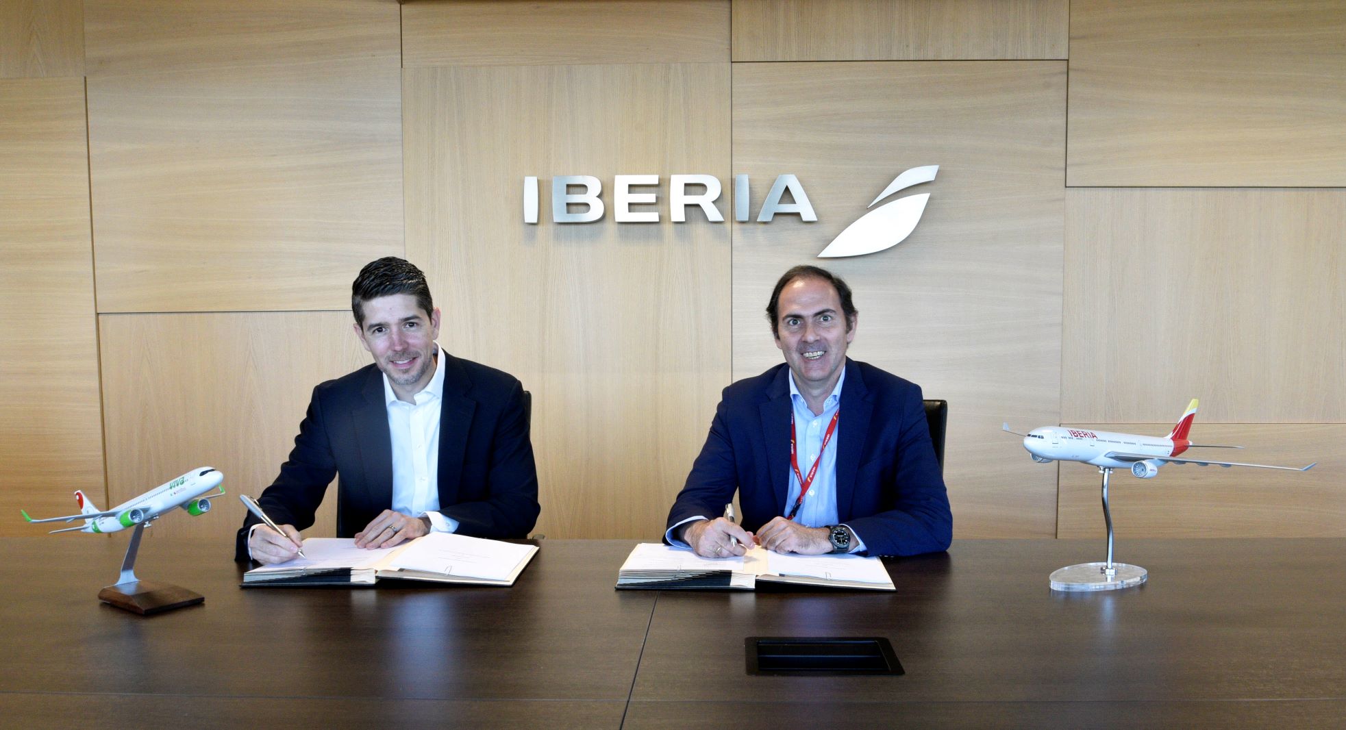 Iberia y Viva Aerobus ofrecen ya vuelos en conexión dentro de México